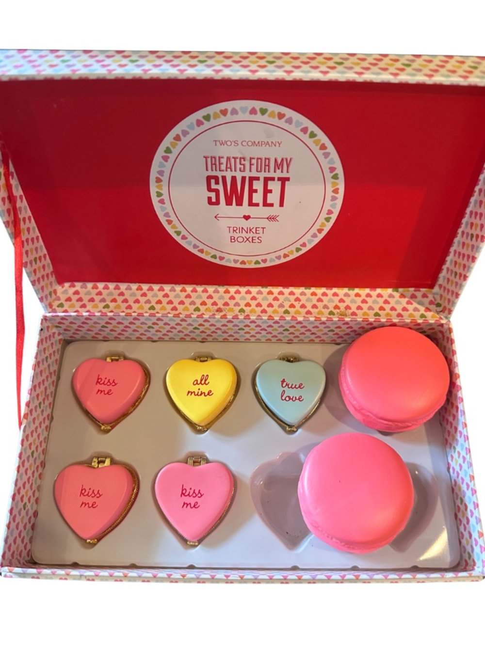 Two's Company Heart and Regular Macaron Trinket Box